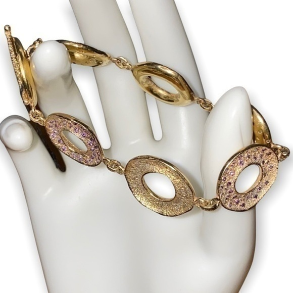 Melinda Maria Gold Plated Circle Link Light Purple Pave Crystal Toggle Bracelet - Picture 1 of 6